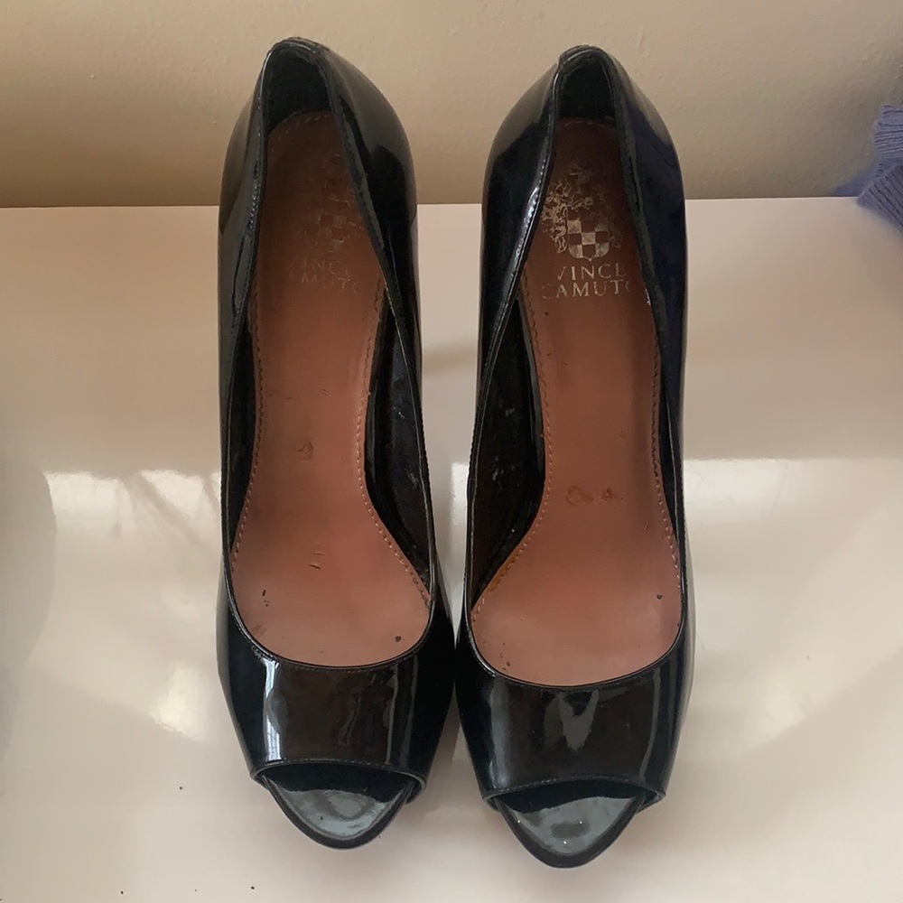 Vince Camuto open toed pumps